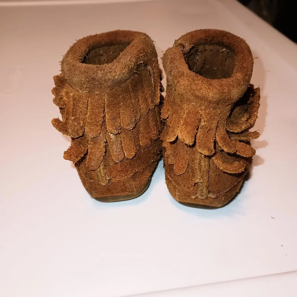 Minnetonka Infant Double Fringe Moccasin Boots 2